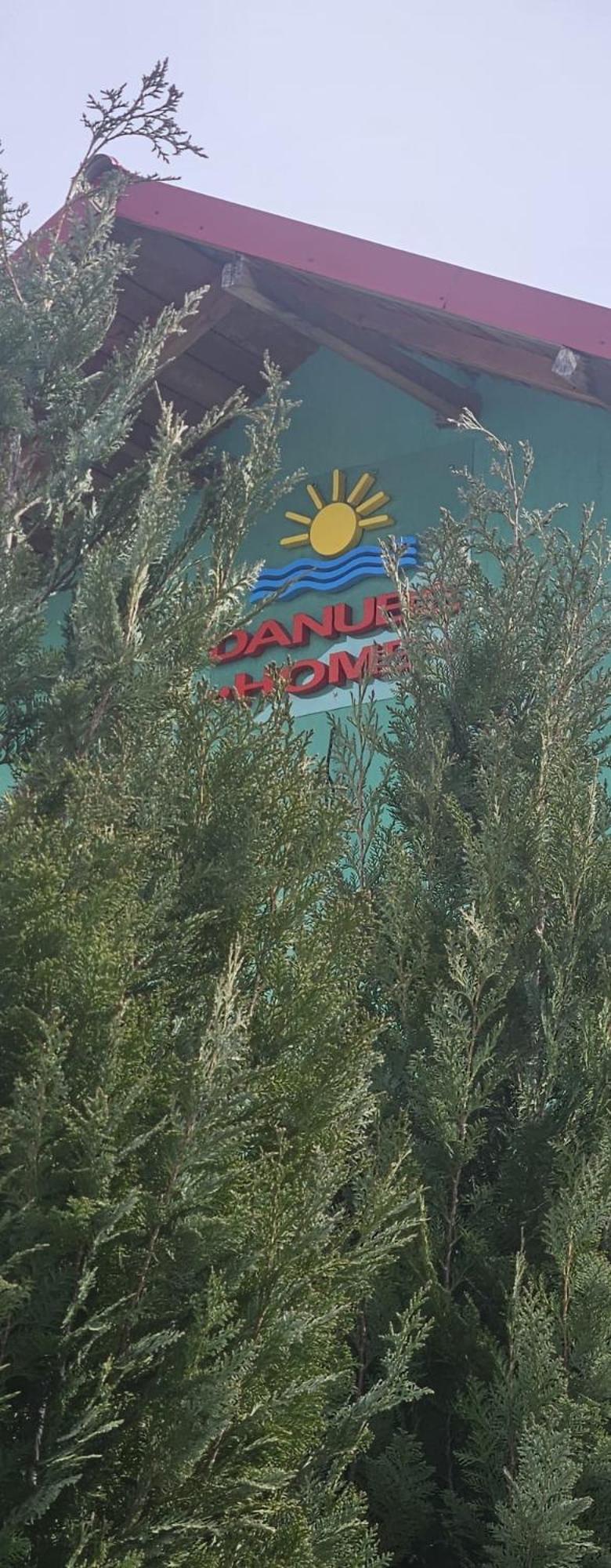 Danube Home Ostrovu Corbului Ngoại thất bức ảnh